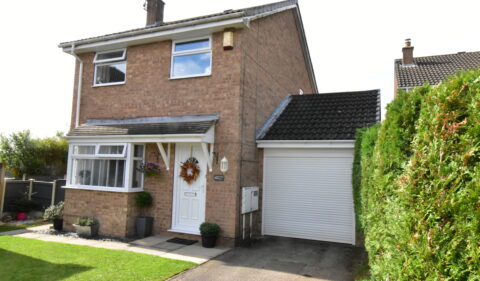 42 Penhale Drive, Hucknall